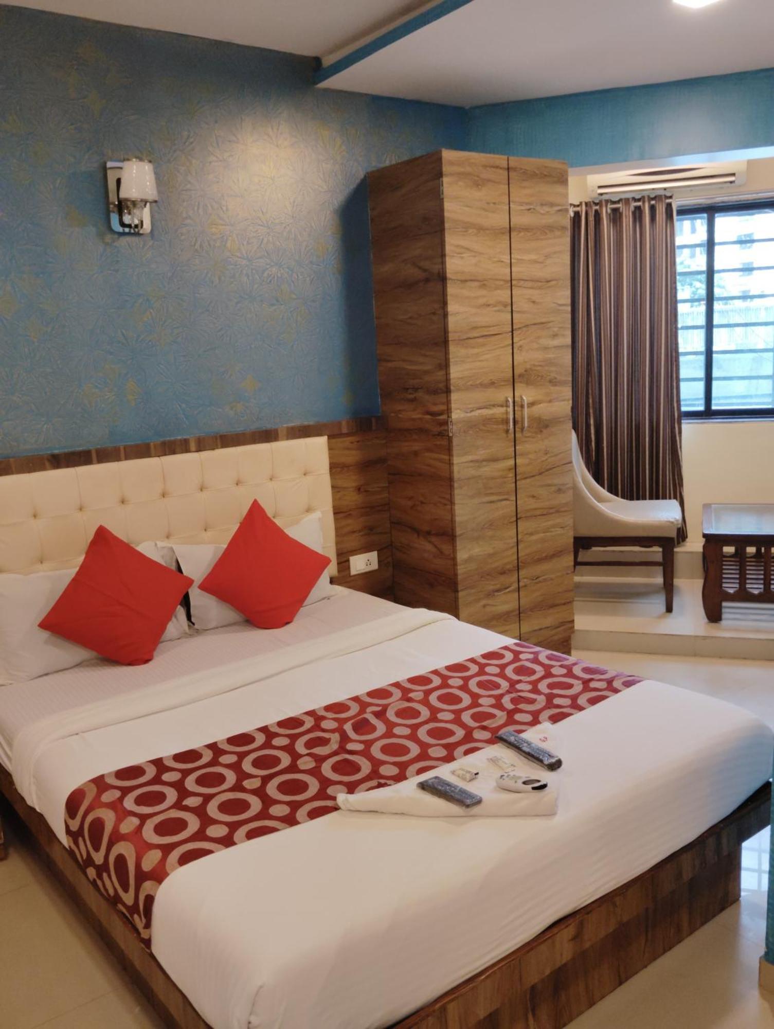 Hotel Golden Park Near Nesco Bombay Esterno foto