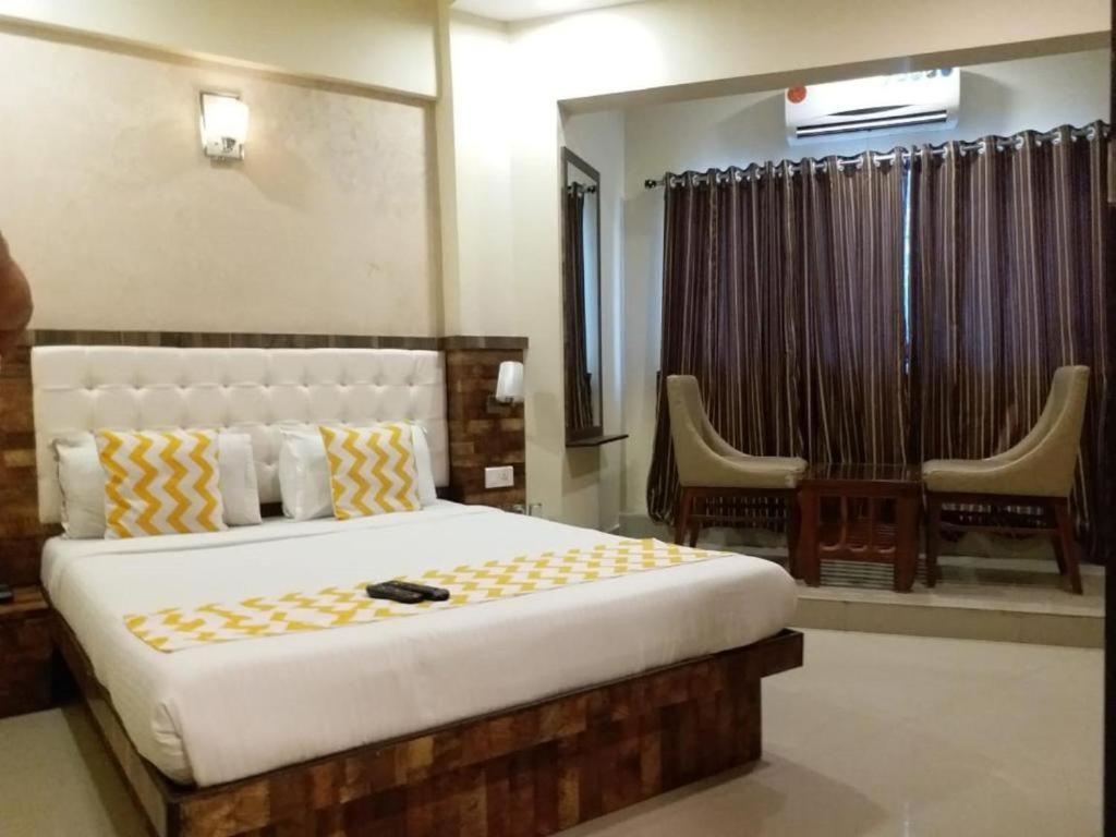 Hotel Golden Park Near Nesco Bombay Esterno foto